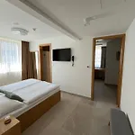 Hotel Raj Zdravia
