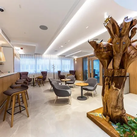 Hotel Raj Zdravia