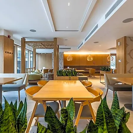 Raj Zdravia Hotel