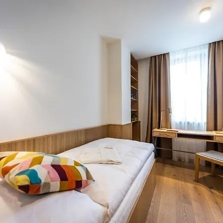 Raj Zdravia Otel Bratislava